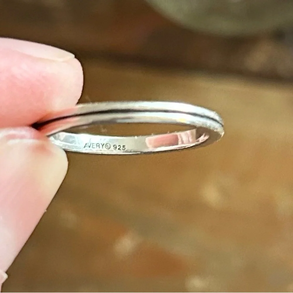 *Retired* James Avery Very Tiny Turquoise Ring sz 5.5 - Picture 3 of 3